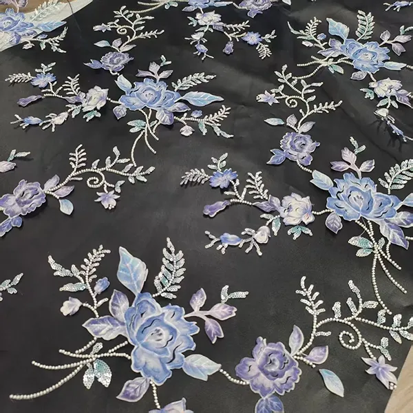 3D-Stickerei, Blumenapplikation, Perlen und Pailletten, bestickter Spitzenstoff
