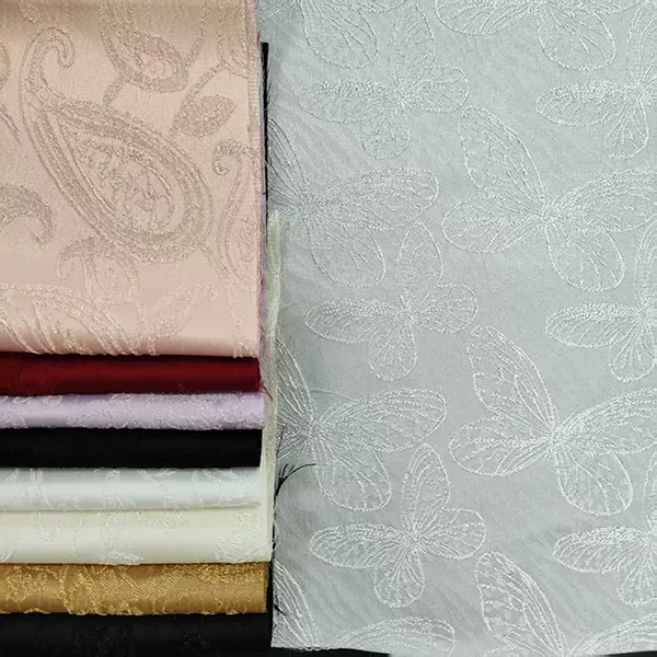 96 % Polyester, 4 % Spandex, weiches, bequemes Bekleidungsmaterial, Stoffe für Kleidung, Satin-Jacquard-Stoff