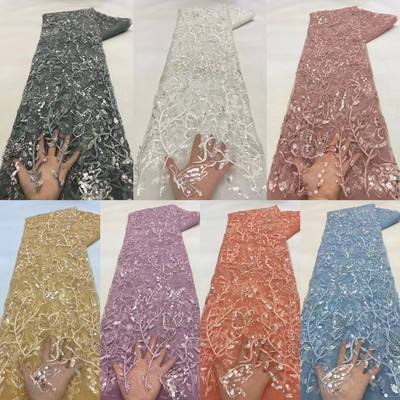Buntes Hochzeitsspitzen -Stoff 3D Schmetterling Perlen von Yards bestickt