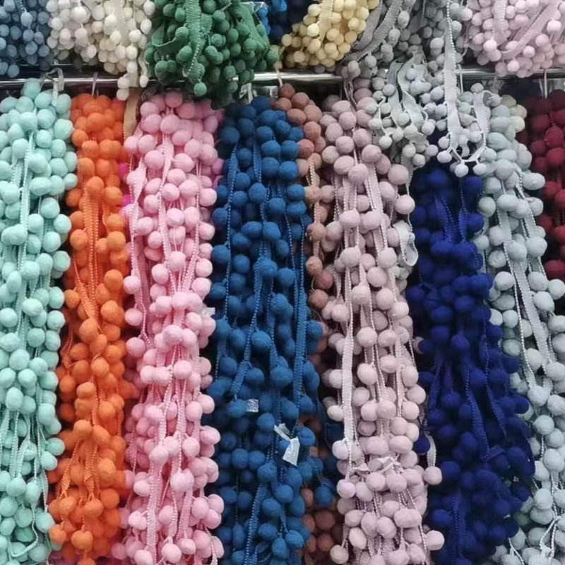 Multi -Farben Ball Spitzen dekoratives Quasten -Design Pom Pom Trim Trim